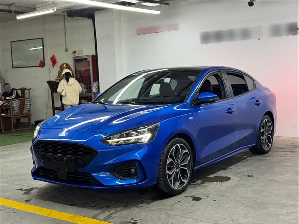 FORD FOCUS 2021