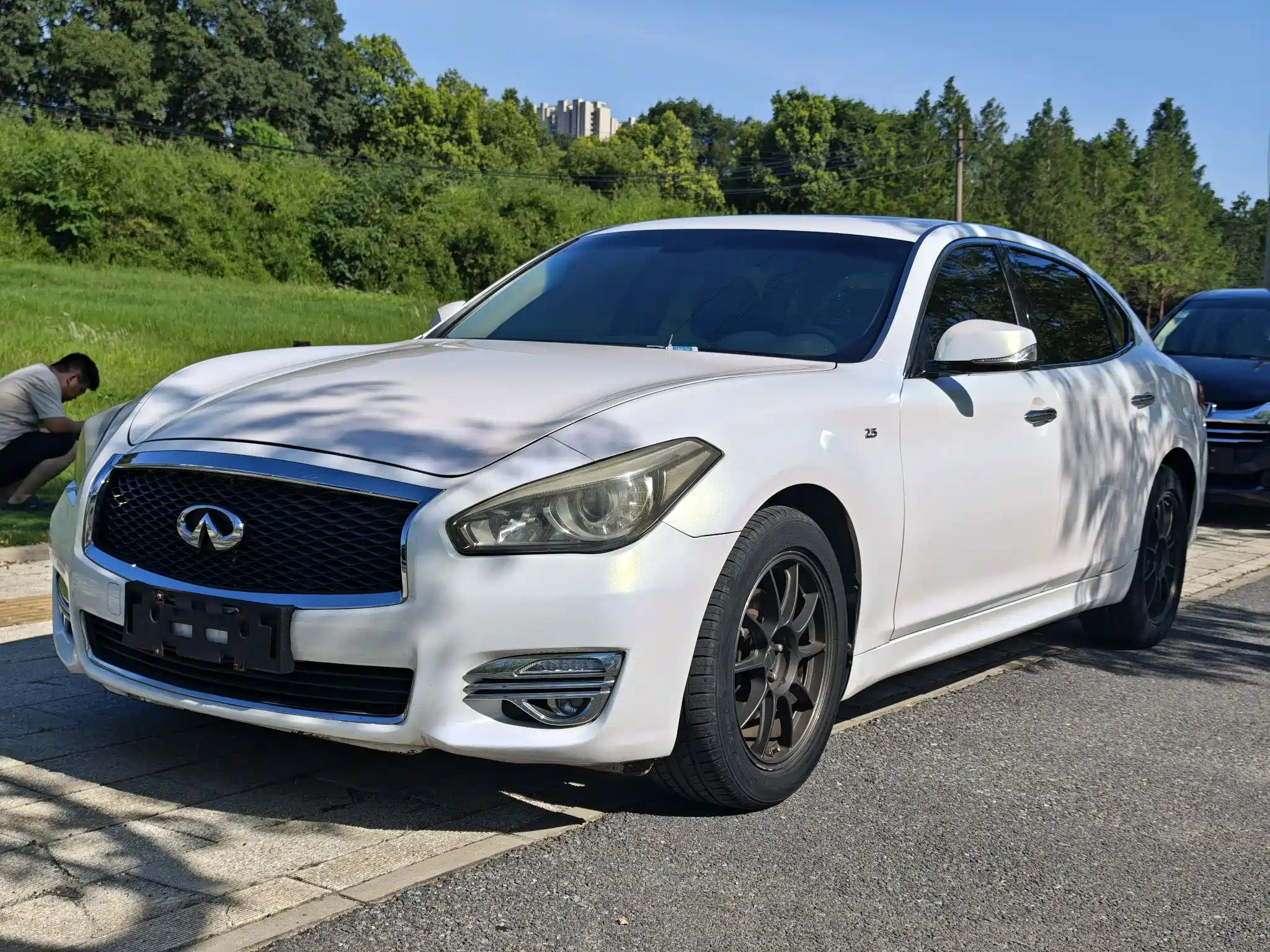 INFINITI Q70 2015