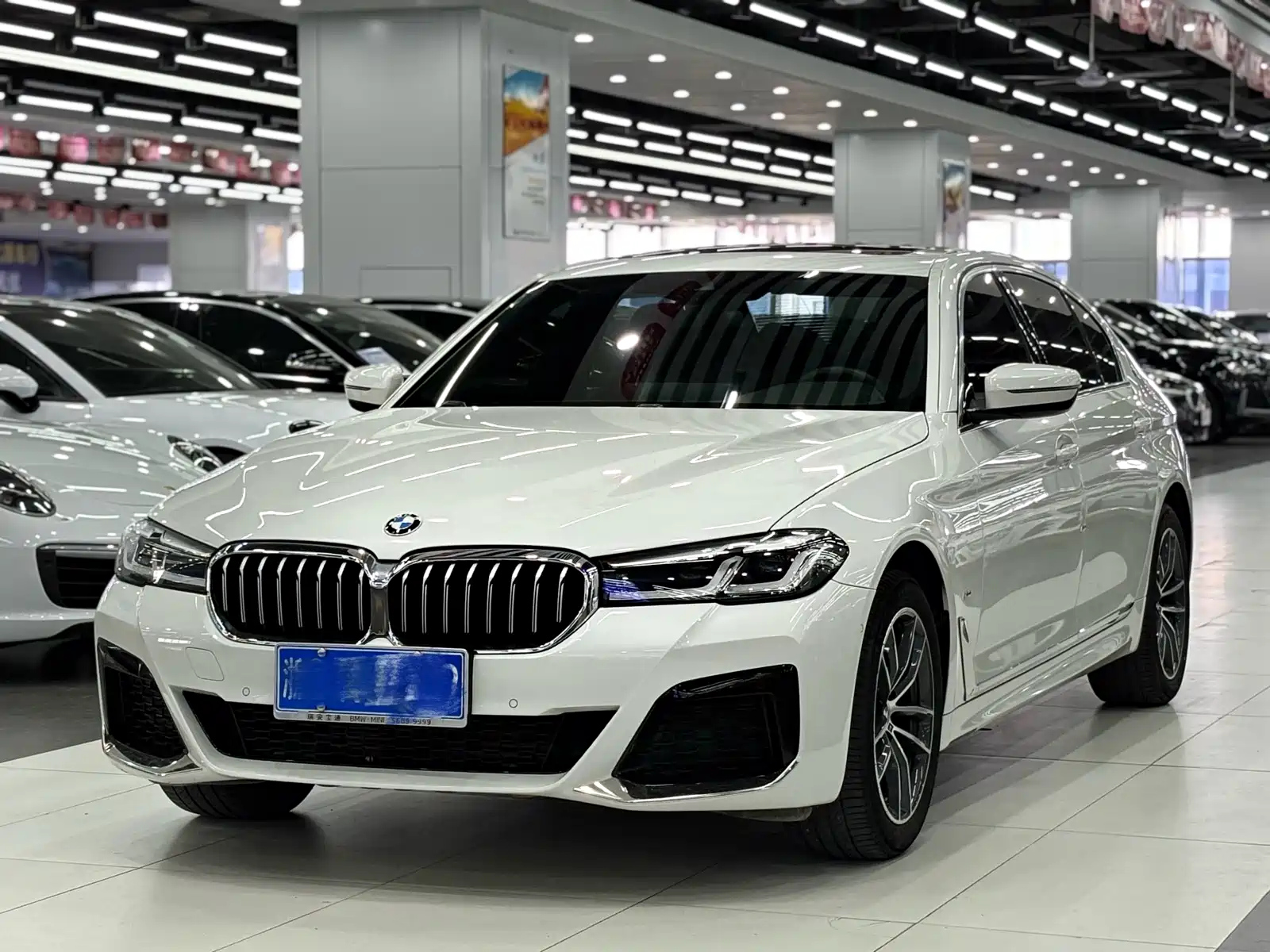 BMW 5-SERIES 2022