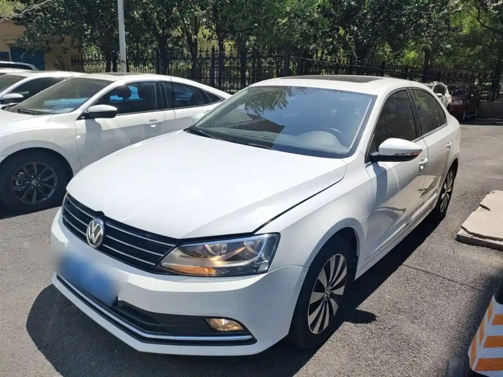 VOLKSWAGEN SAGITAR 2018