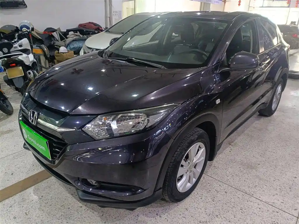 HONDA VEZEL 2015