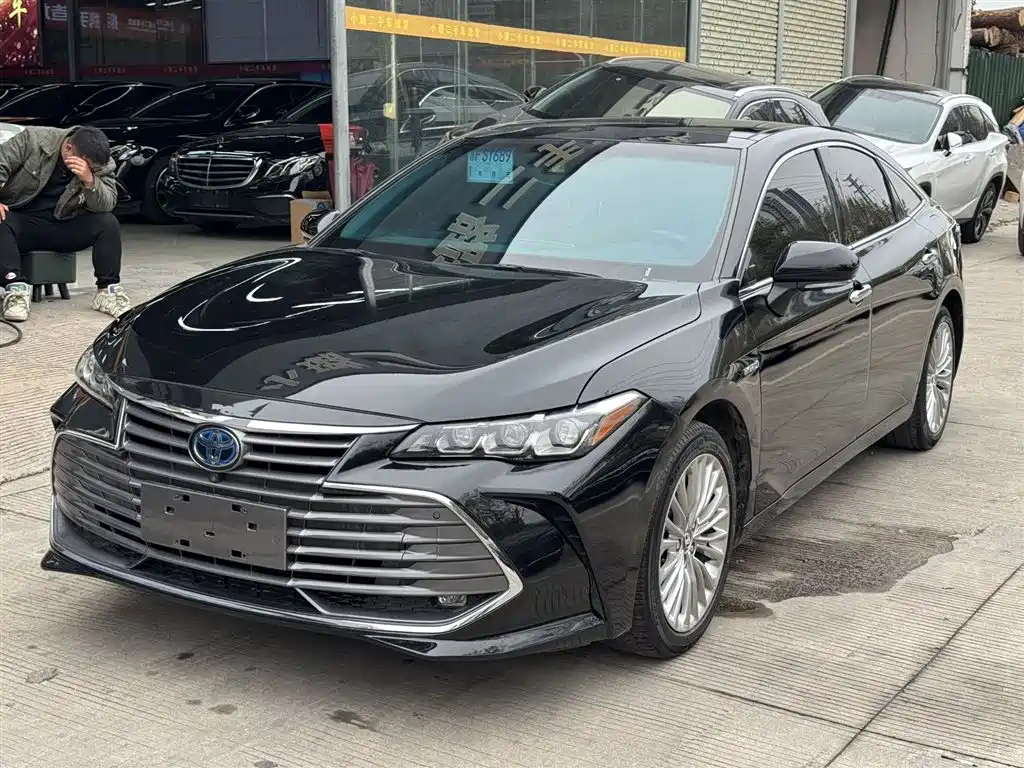 TOYOTA AVALON 2019