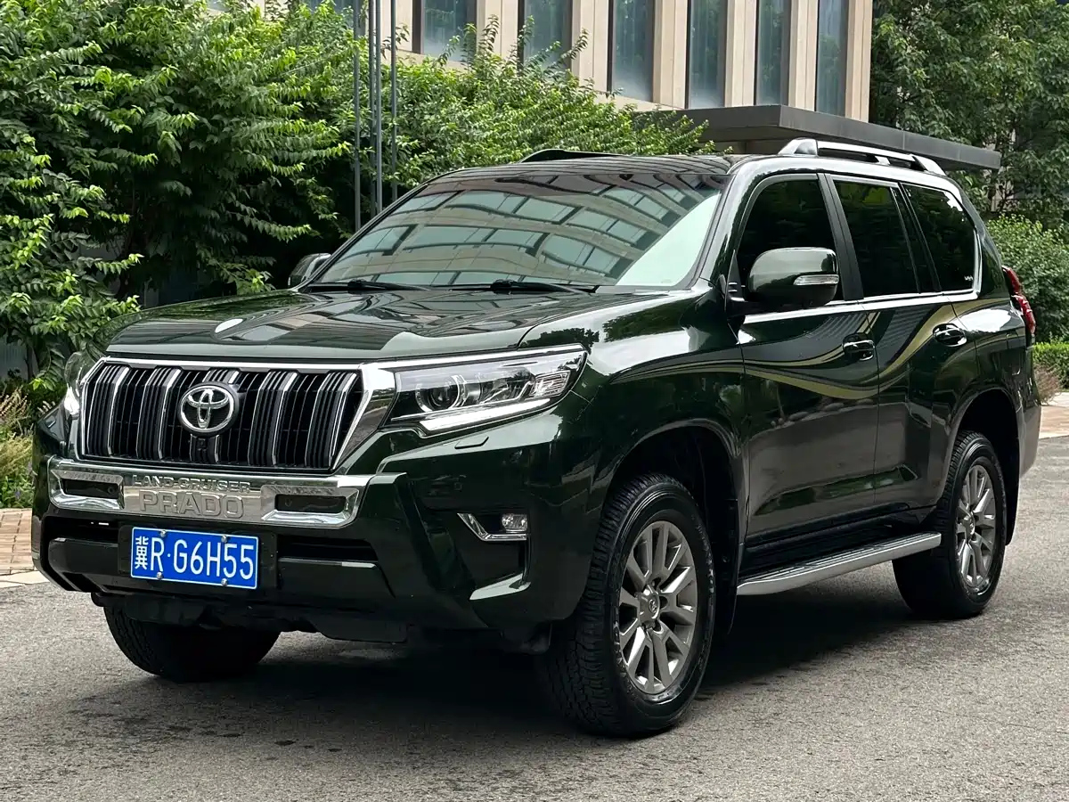 TOYOTA PRADO 2018