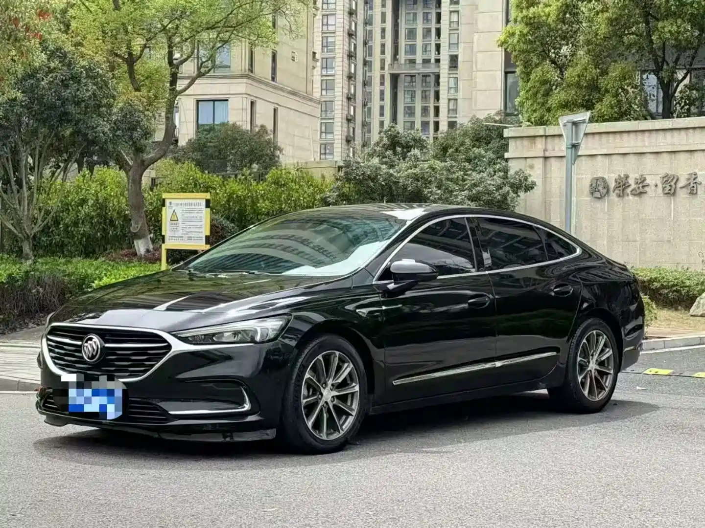 BUICK LACROSSE 2019