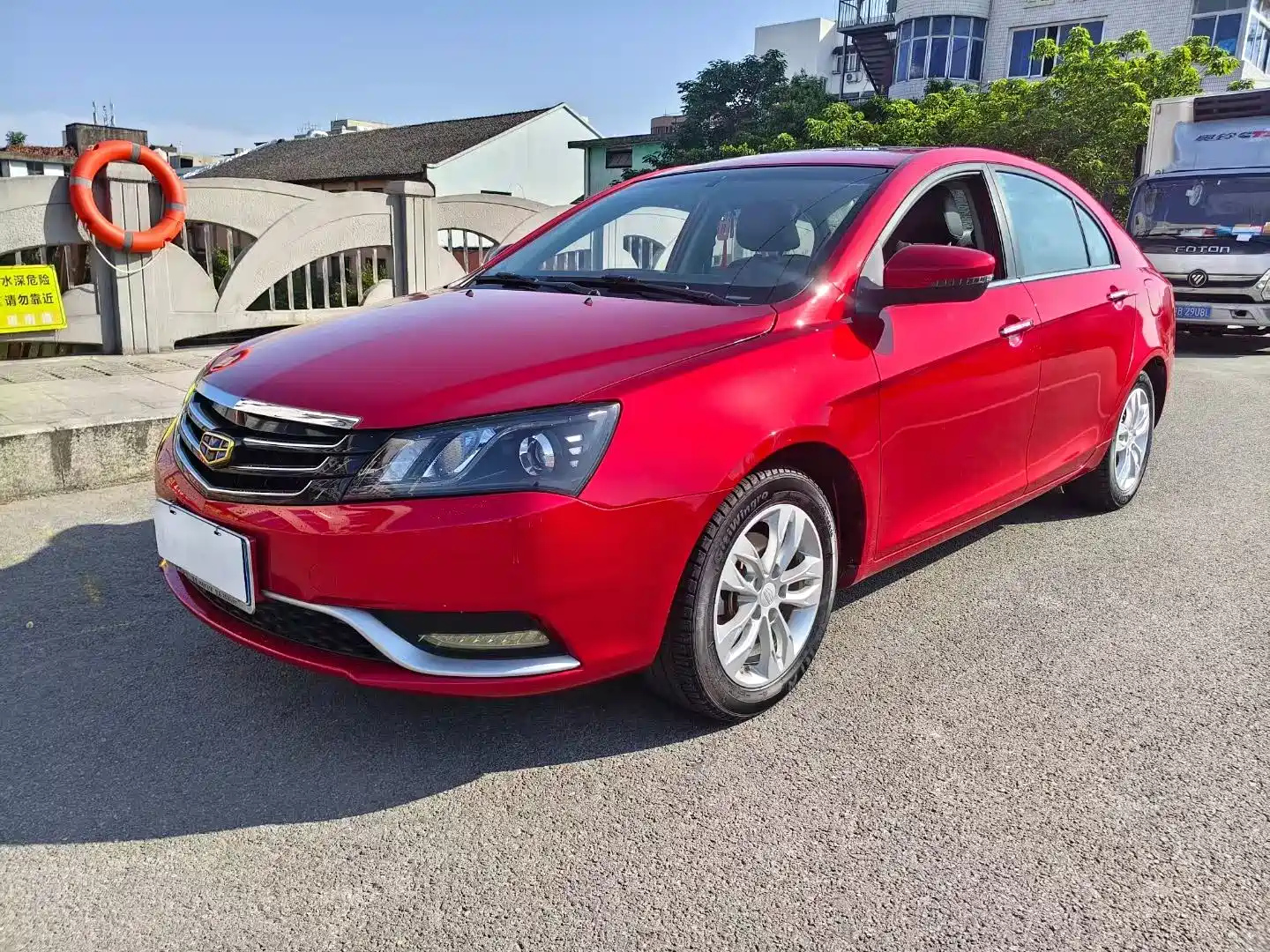 GEELY AUTO EMGRAND 2016