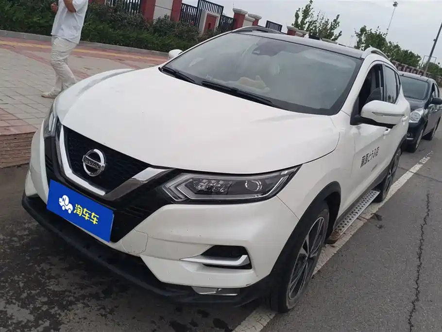 NISSAN QASHQAI 2022