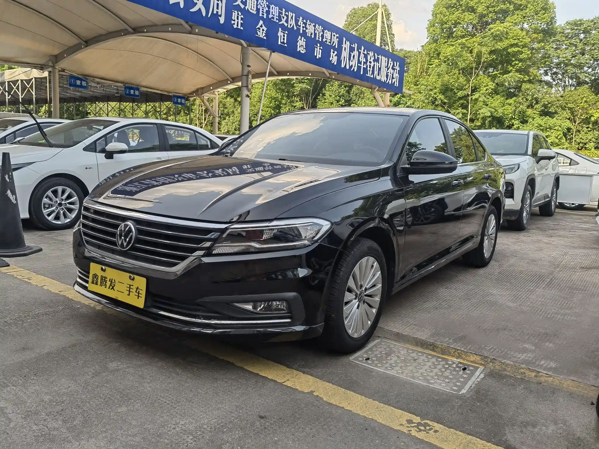 VOLKSWAGEN LAVIDA 2021