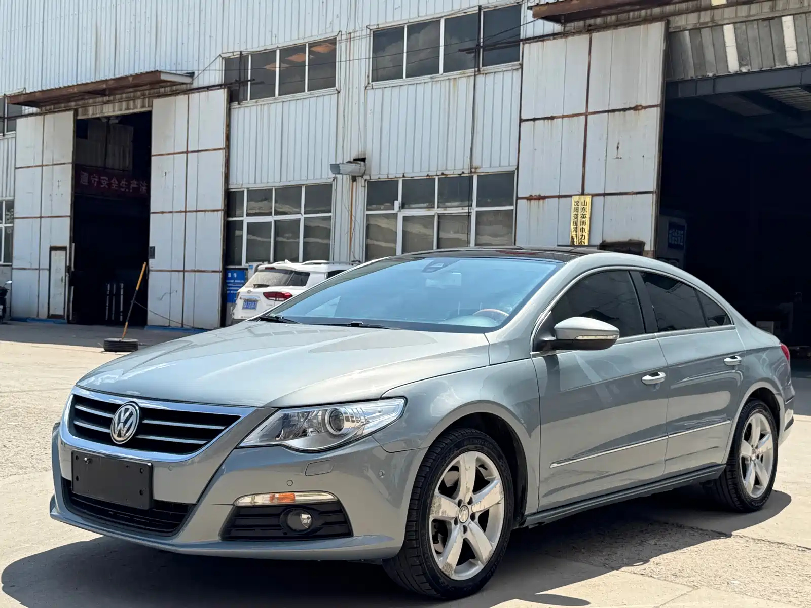 VOLKSWAGEN FAW - VOLKSWAGEN CC 2012