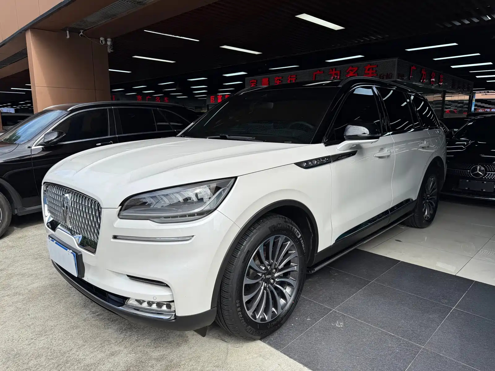 LINCOLN AVIATOR 2021