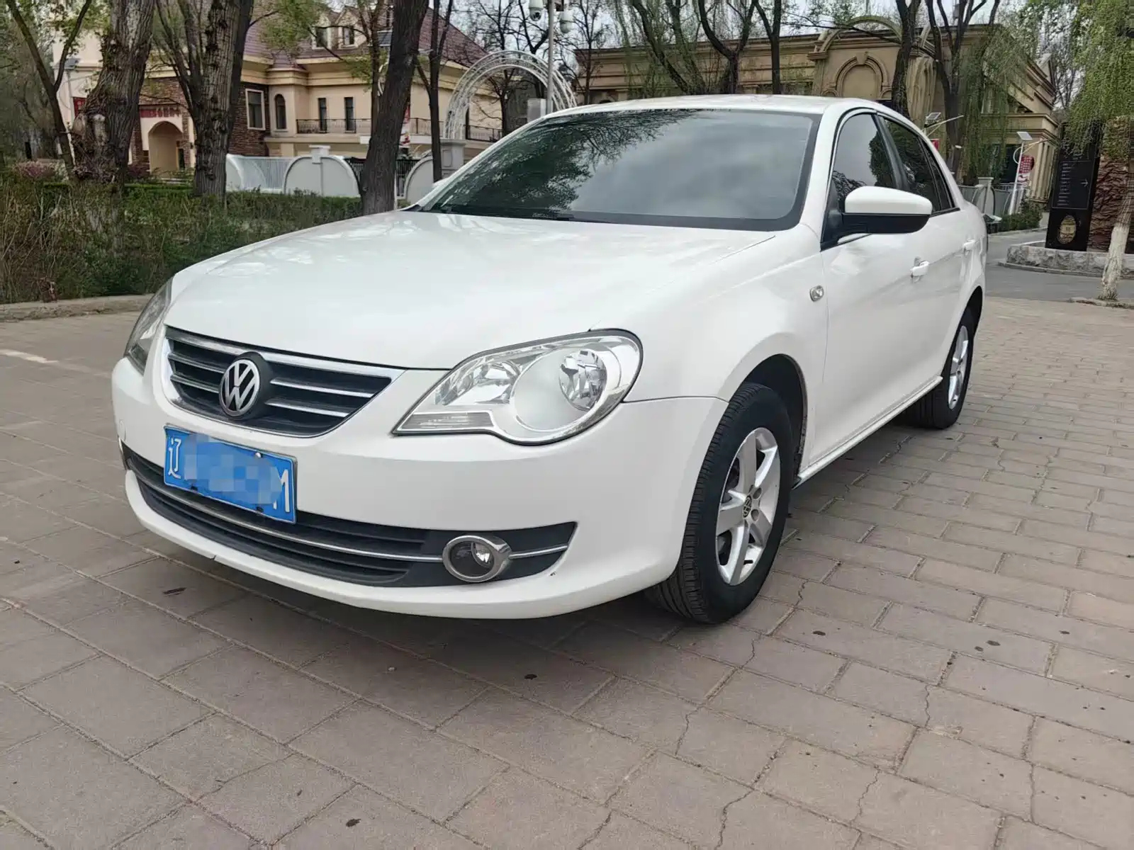VOLKSWAGEN BORA 2013
