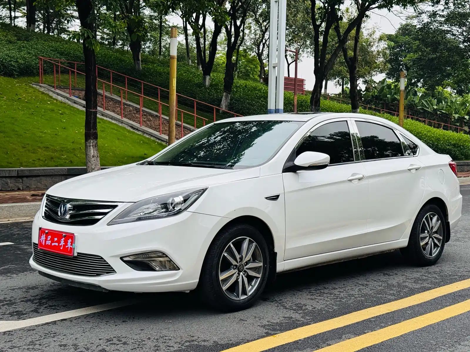 CHANGAN EADO 2016
