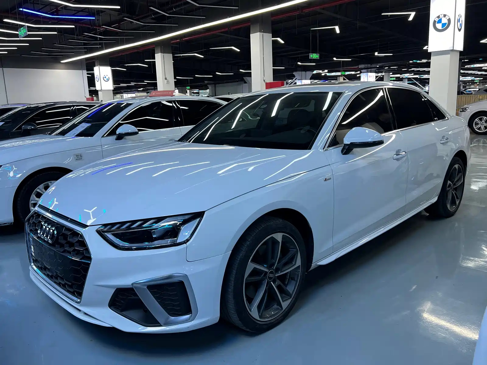 AUDI A4L 2022