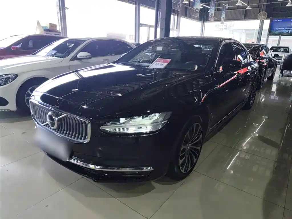 VOLVO S90 2024