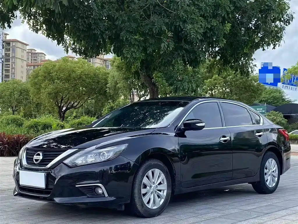 NISSAN TEANA 2018