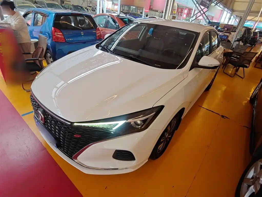 CHANGAN EADO 2020