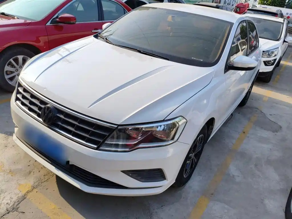 VOLKSWAGEN JETTA 2017