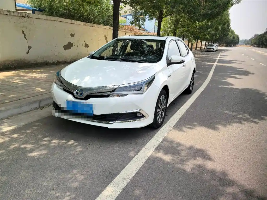 TOYOTA COROLLA 2017