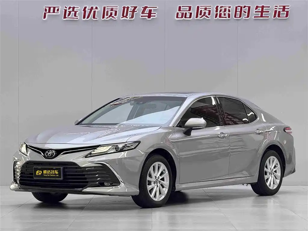 TOYOTA CAMRY 2021