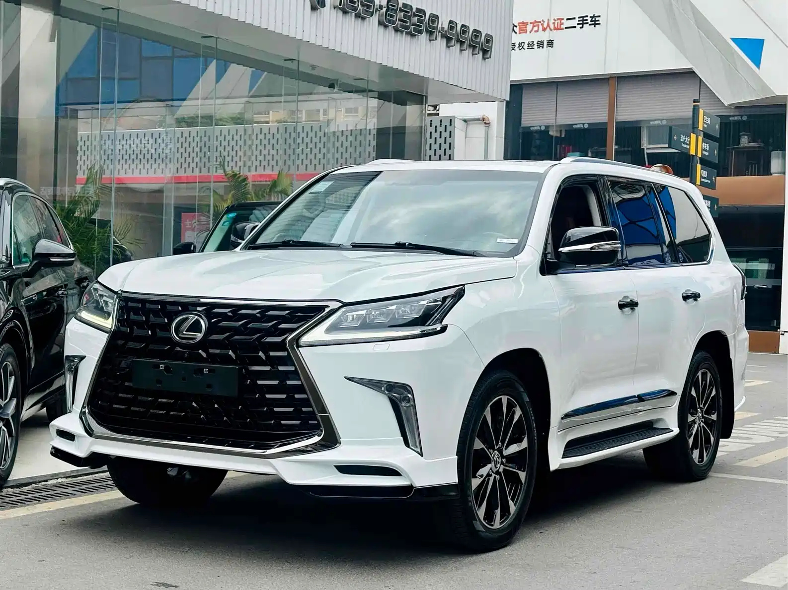 LEXUS LX 2017