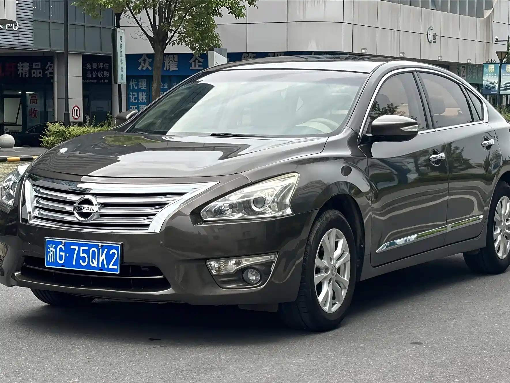 NISSAN TEANA 2013