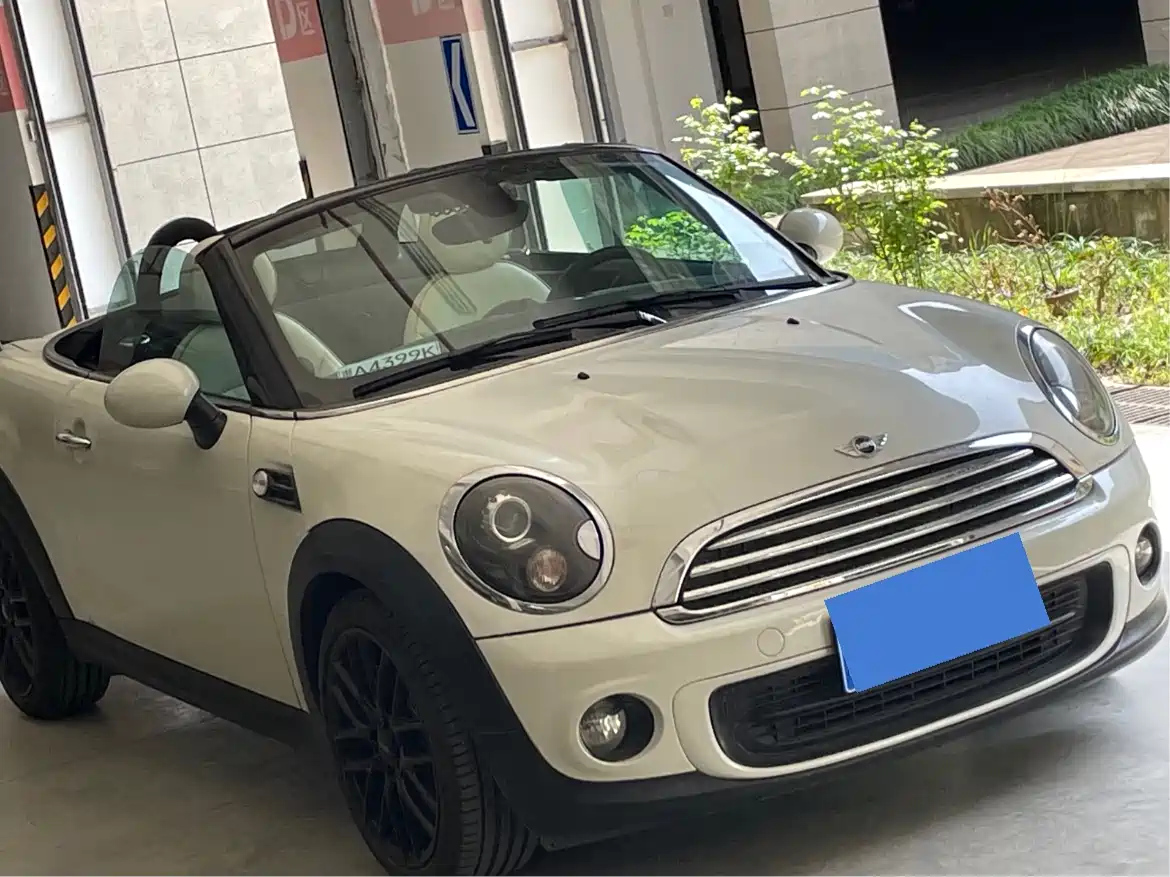 MINI ROADSTER 2012