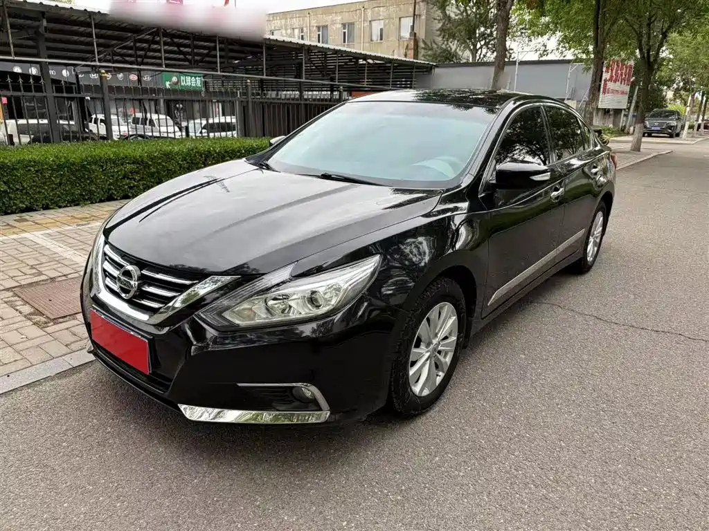 NISSAN TEANA 2016