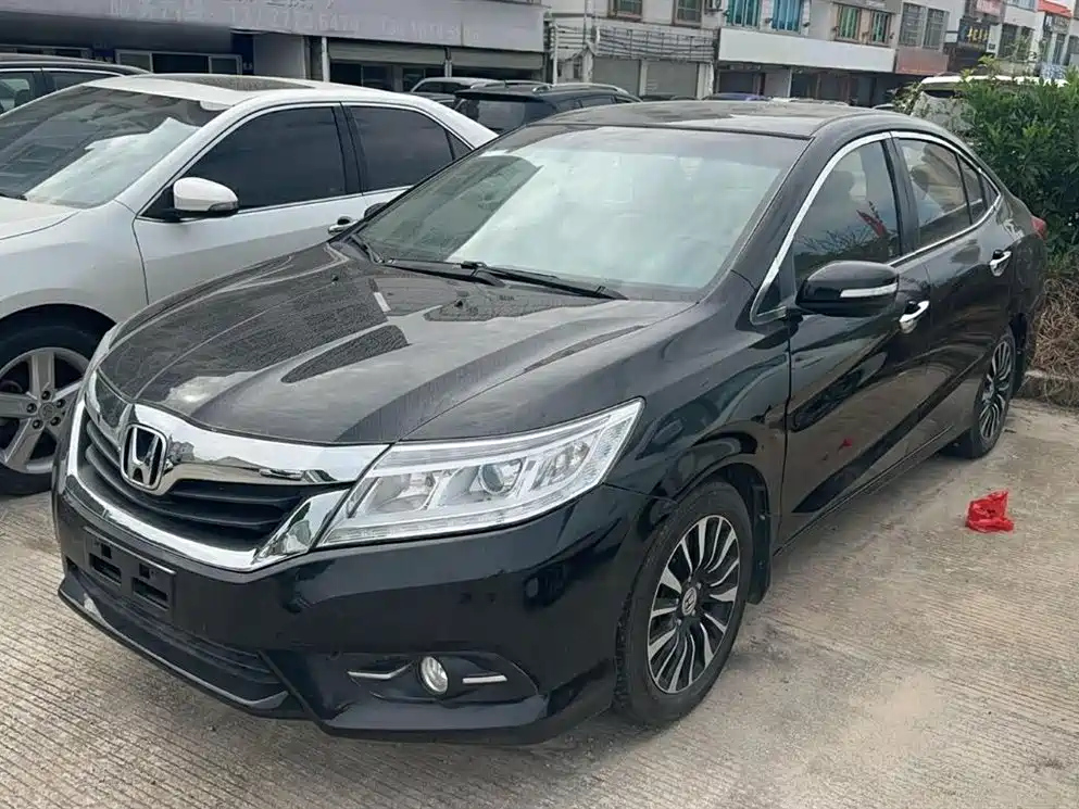 HONDA CRIDER 2015