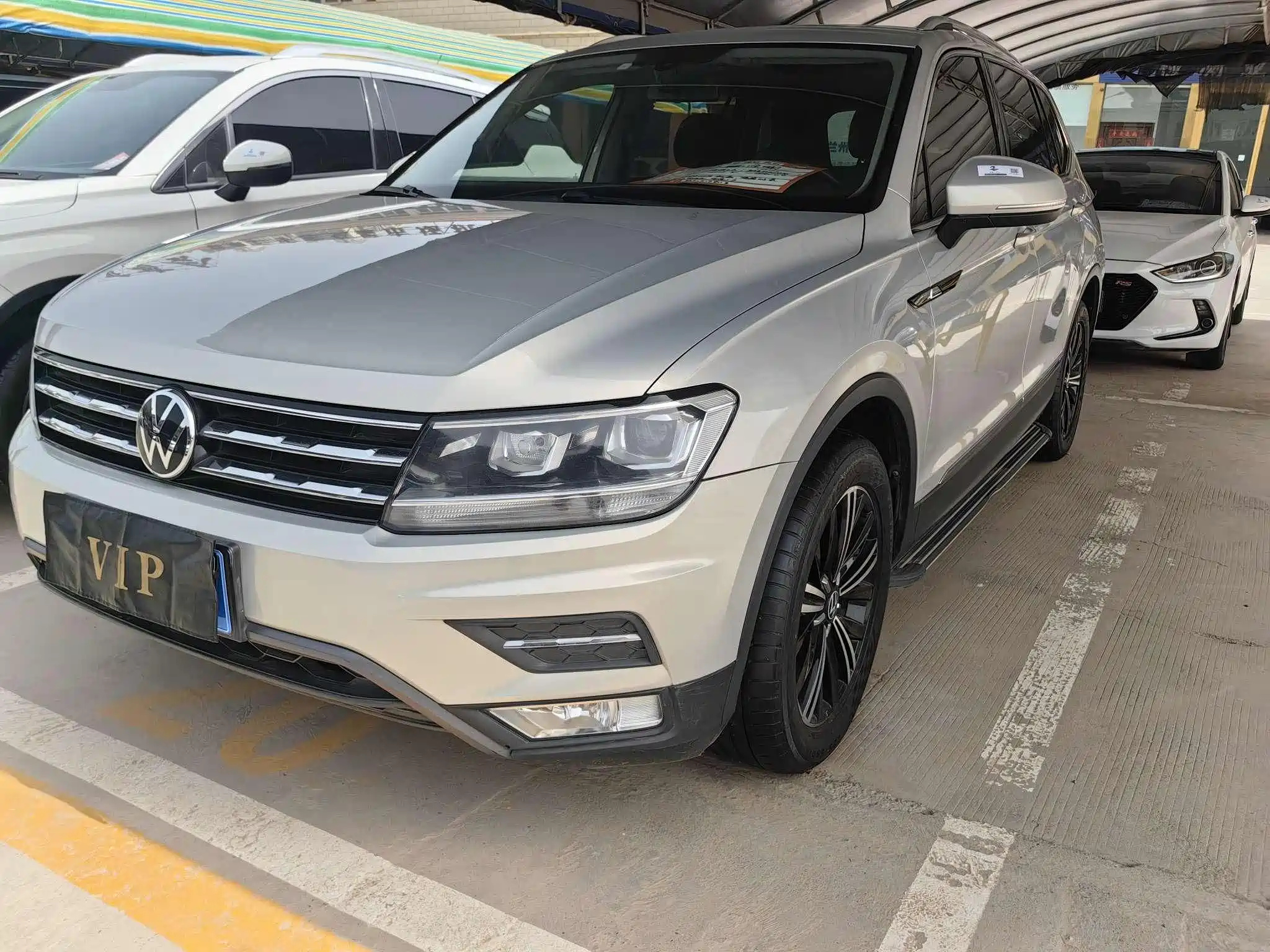 VOLKSWAGEN TIGUAN L 2021