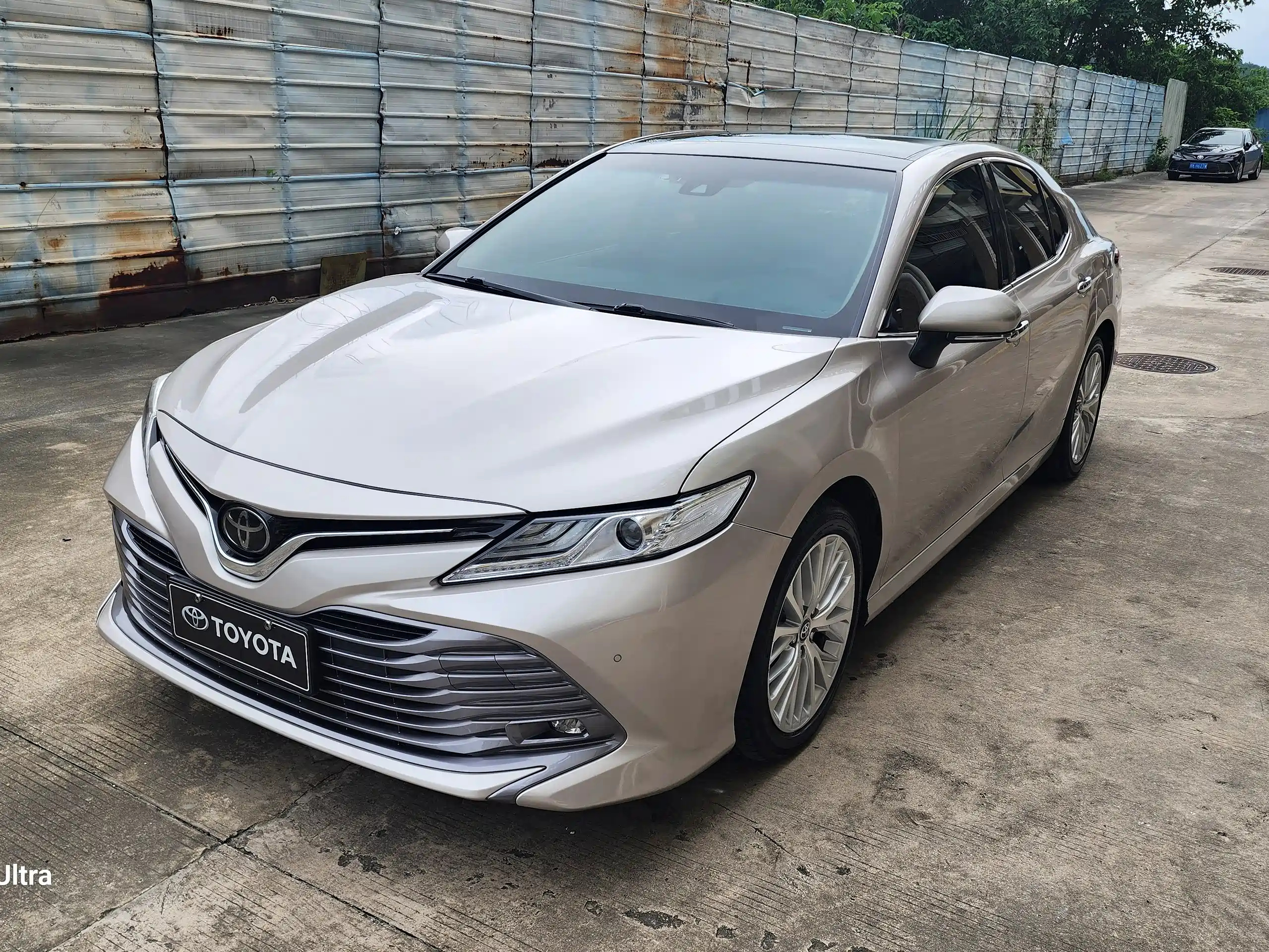 TOYOTA CAMRY 2019
