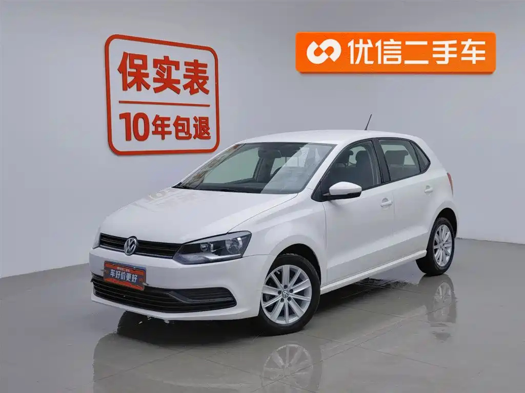 VOLKSWAGEN POLO 2016