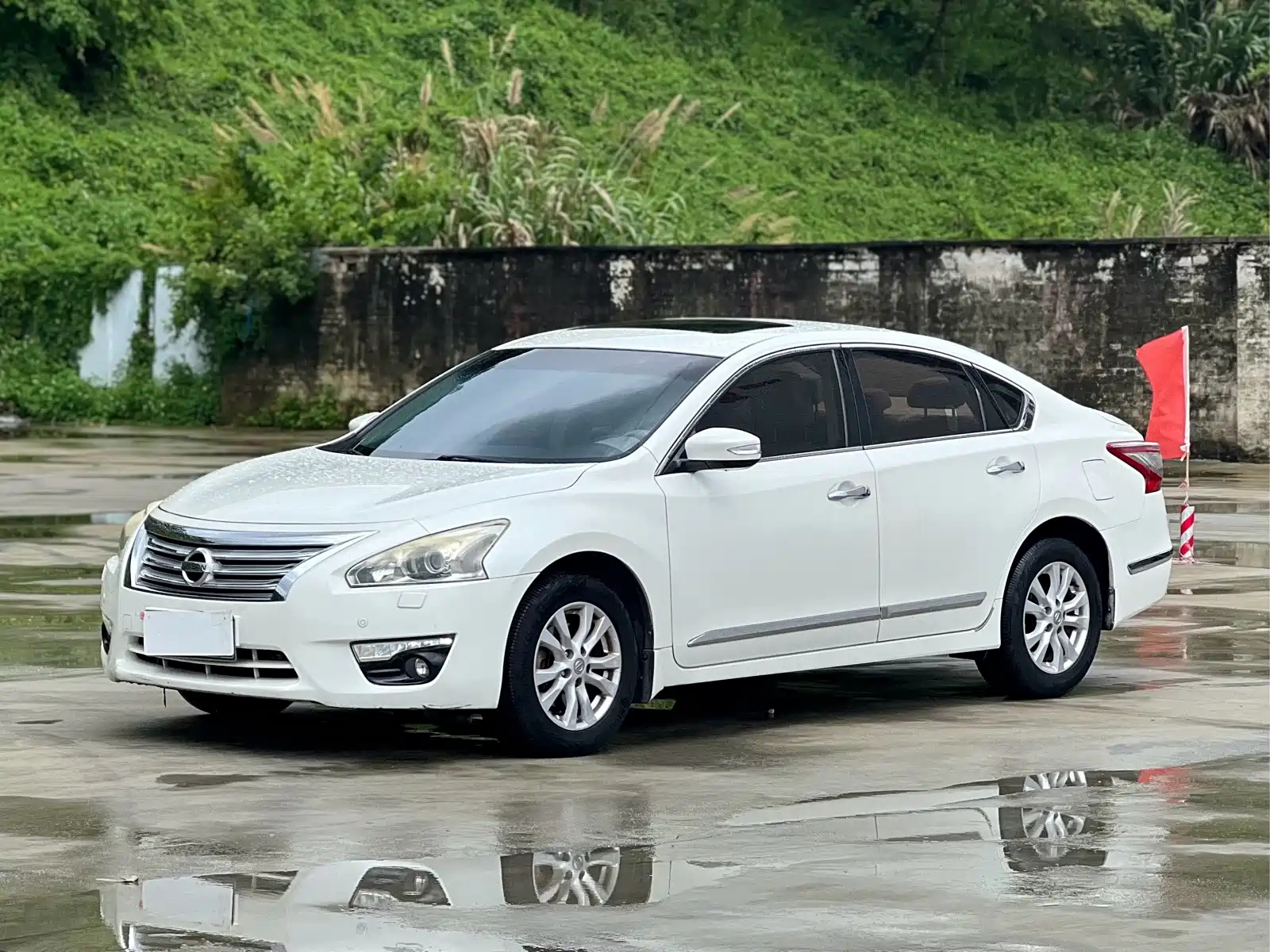 NISSAN TEANA 2013