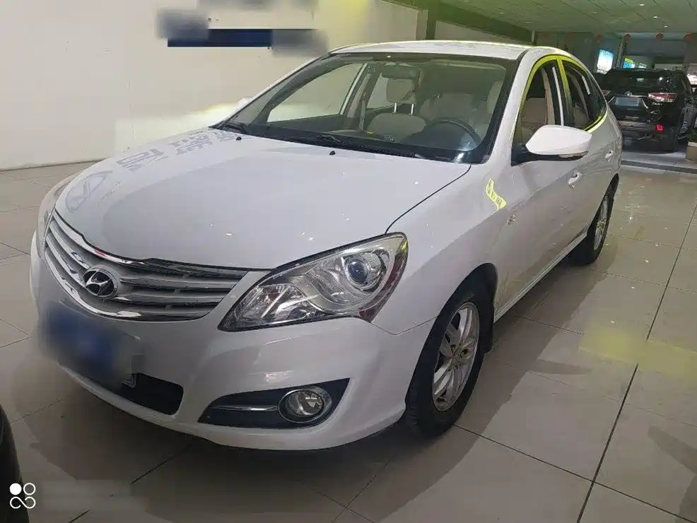 HYUNDAI CELESTA 2011