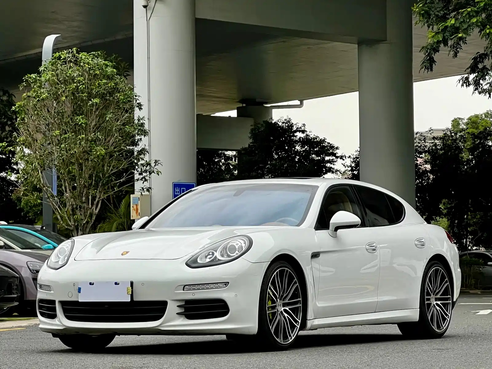 PORSCHE PANAMERA 2014
