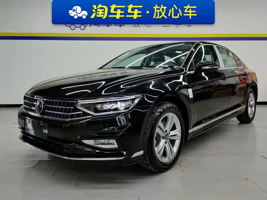 VOLKSWAGEN MAGOTAN 2023