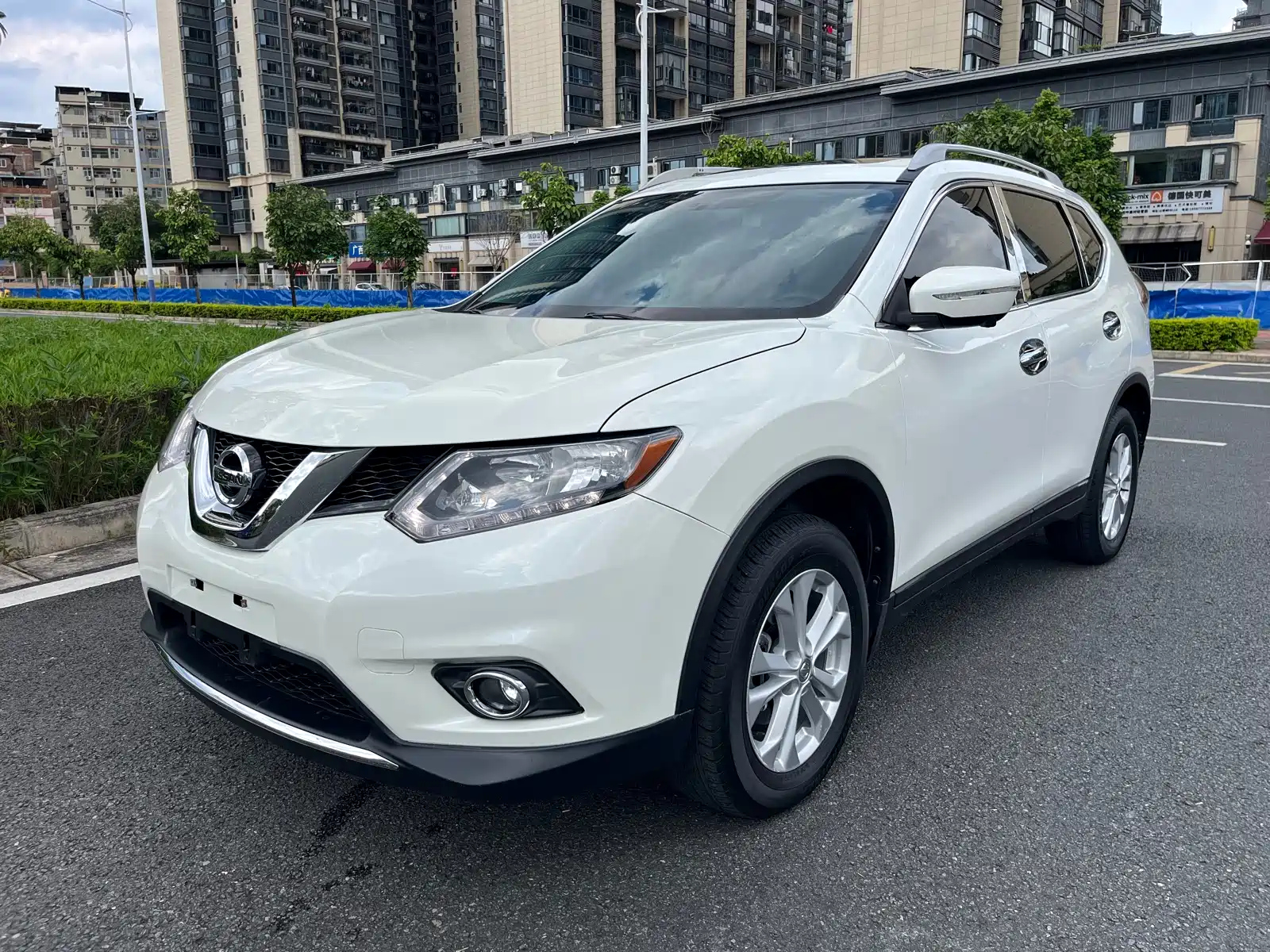 NISSAN X-TRAIL 2014