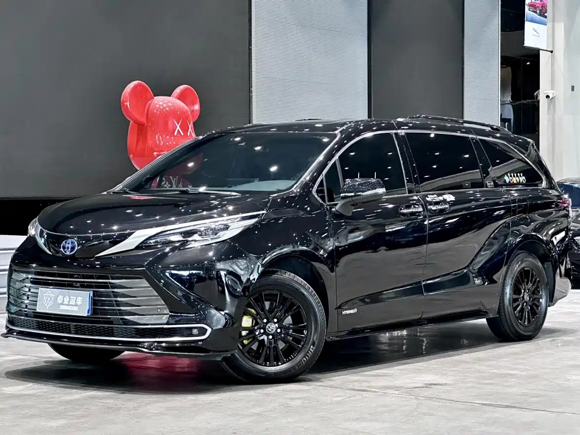 TOYOTA SIENNA SIENNA 2023