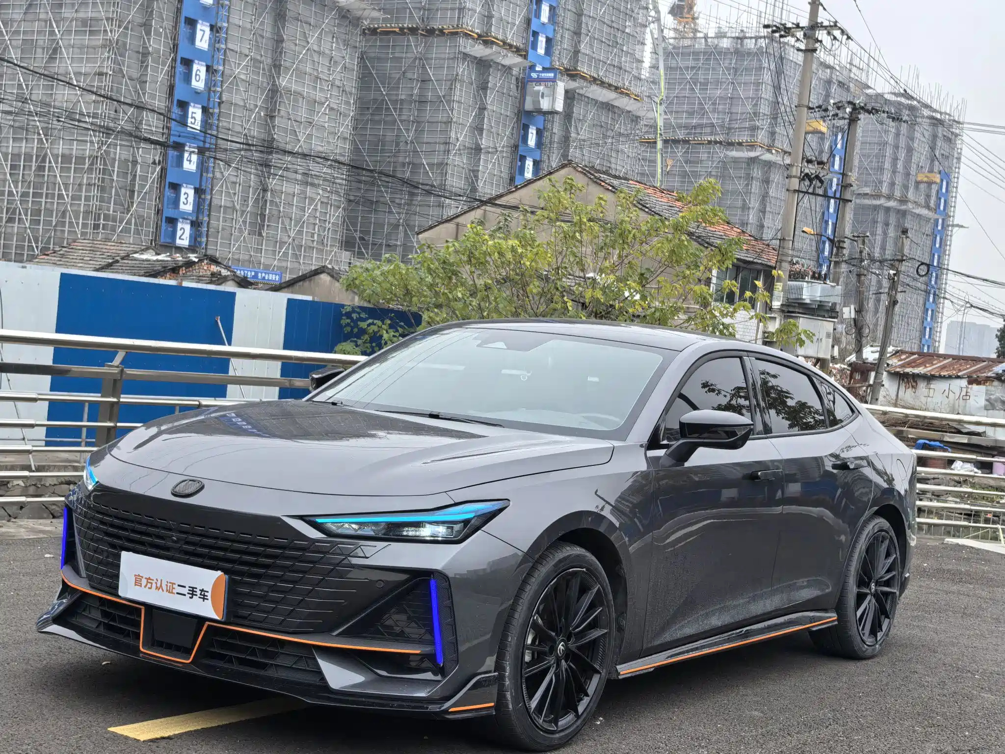 CHANGAN UNI-V