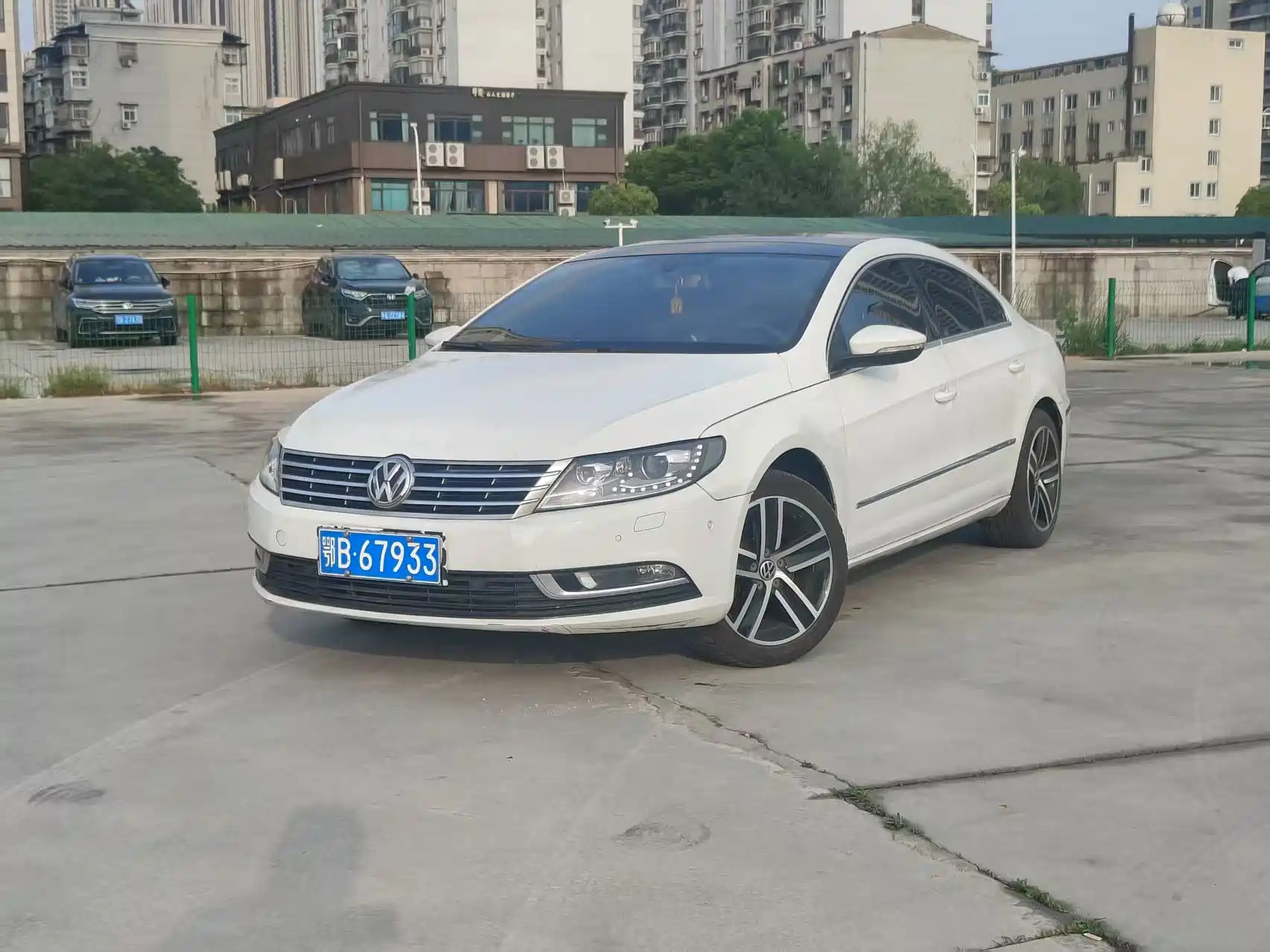 VOLKSWAGEN FAW - VOLKSWAGEN CC 2013