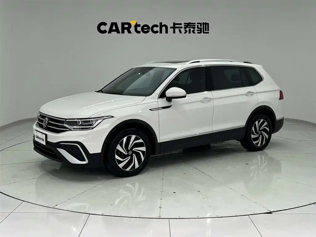 VOLKSWAGEN TIGUAN L 2022