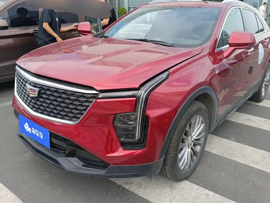 CADILLAC XT4 2024