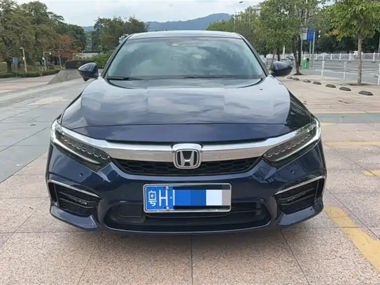 HONDA INSPIRE 2019