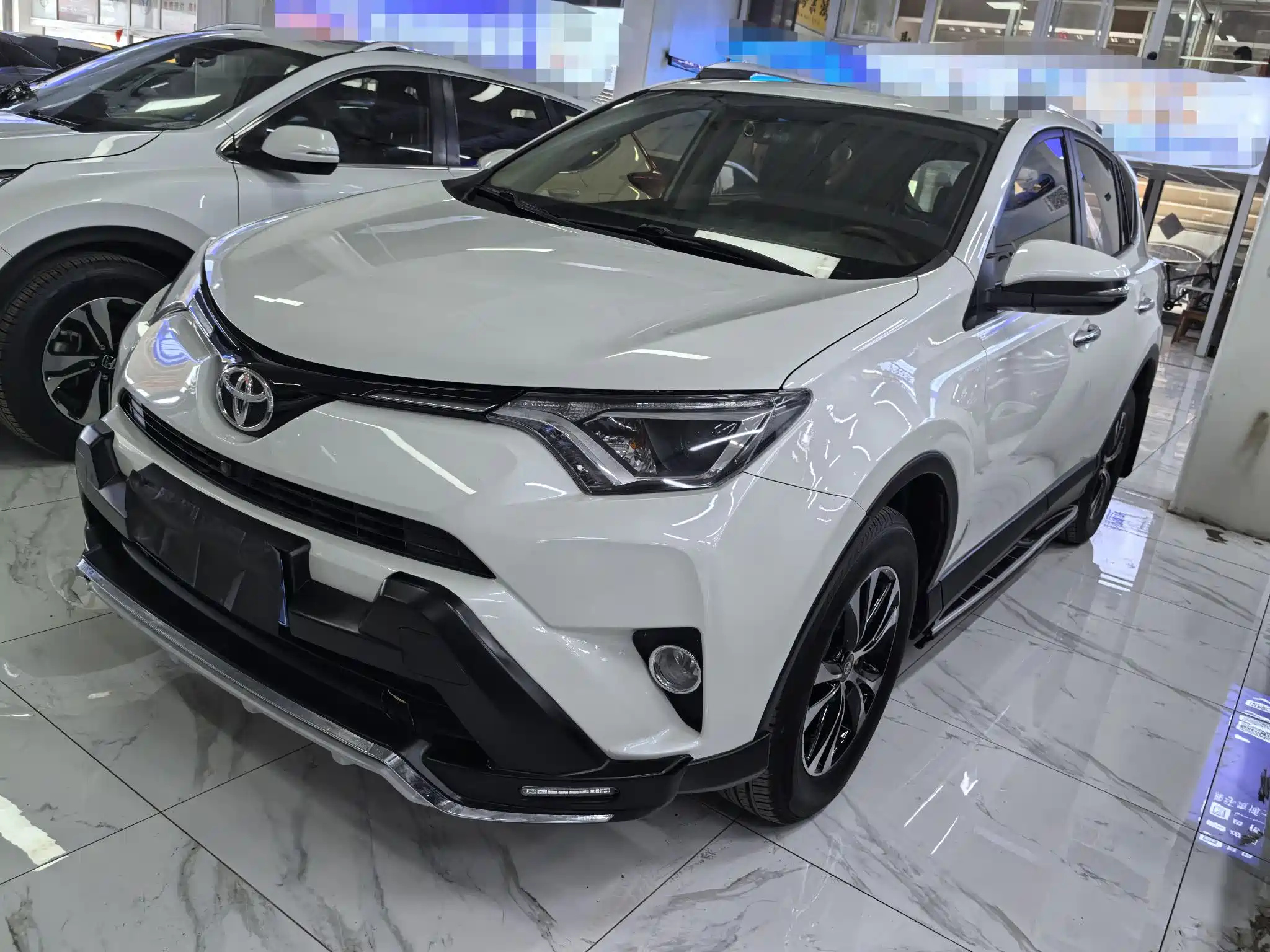 TOYOTA RAV4 RONGFANG 2016
