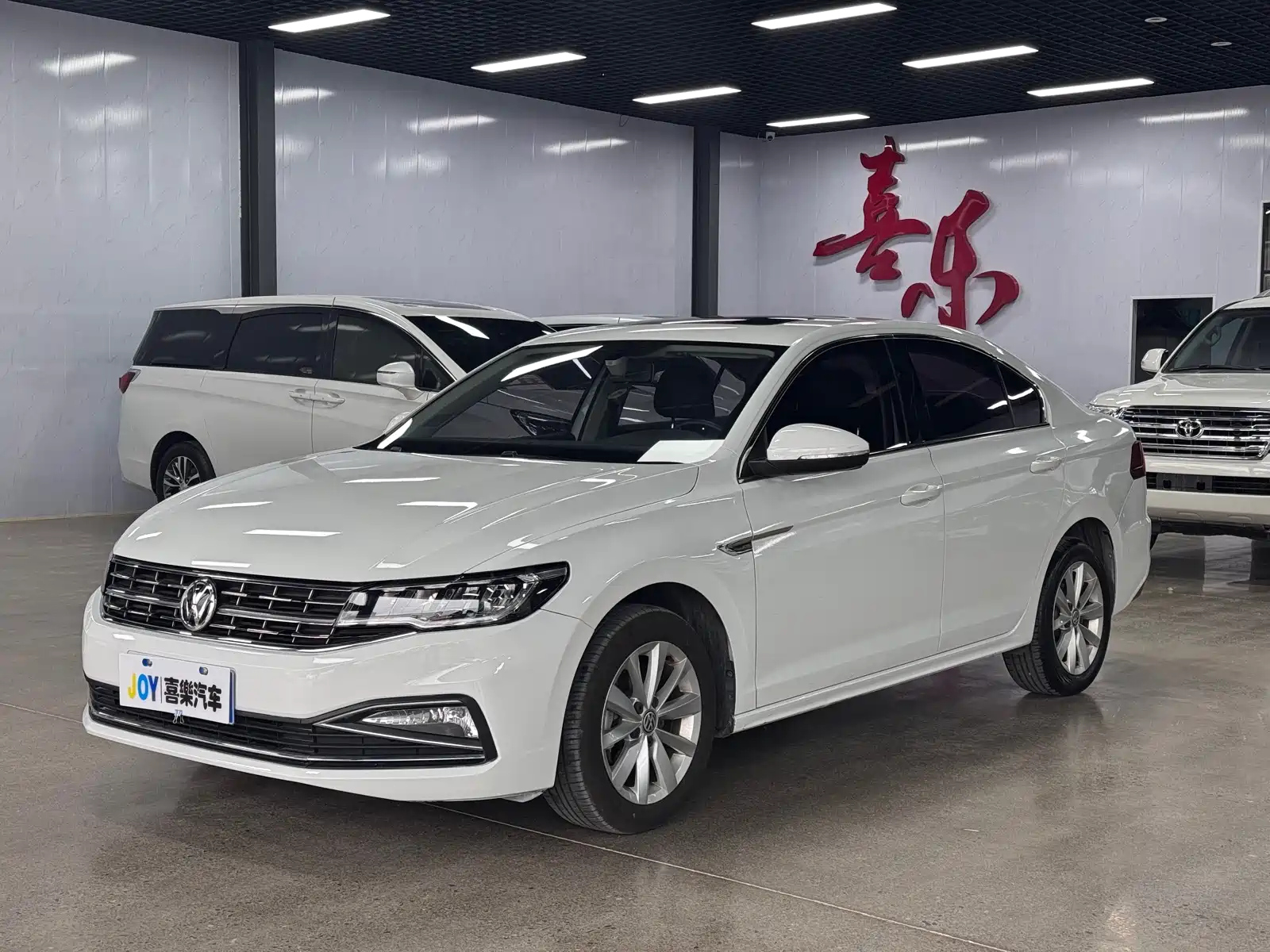 VOLKSWAGEN BORA 2019