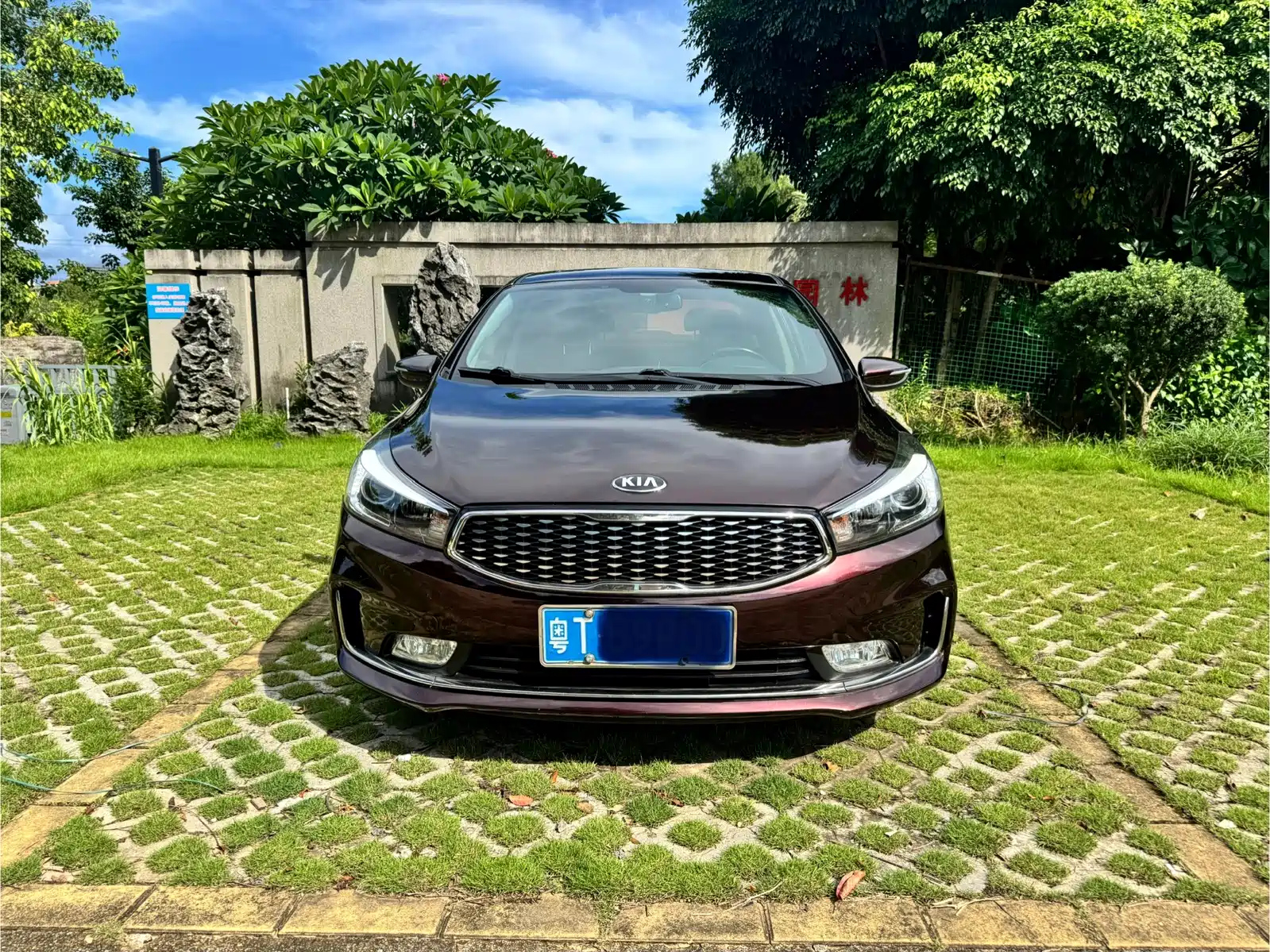 KIA K3