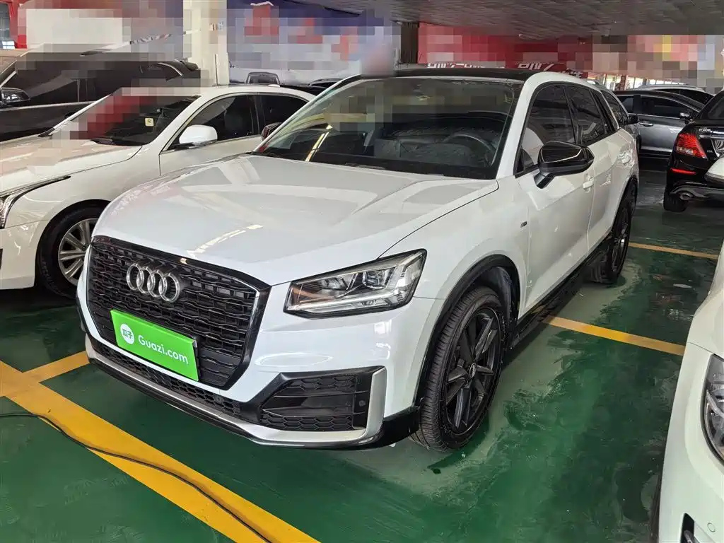 AUDI Q2L 2020