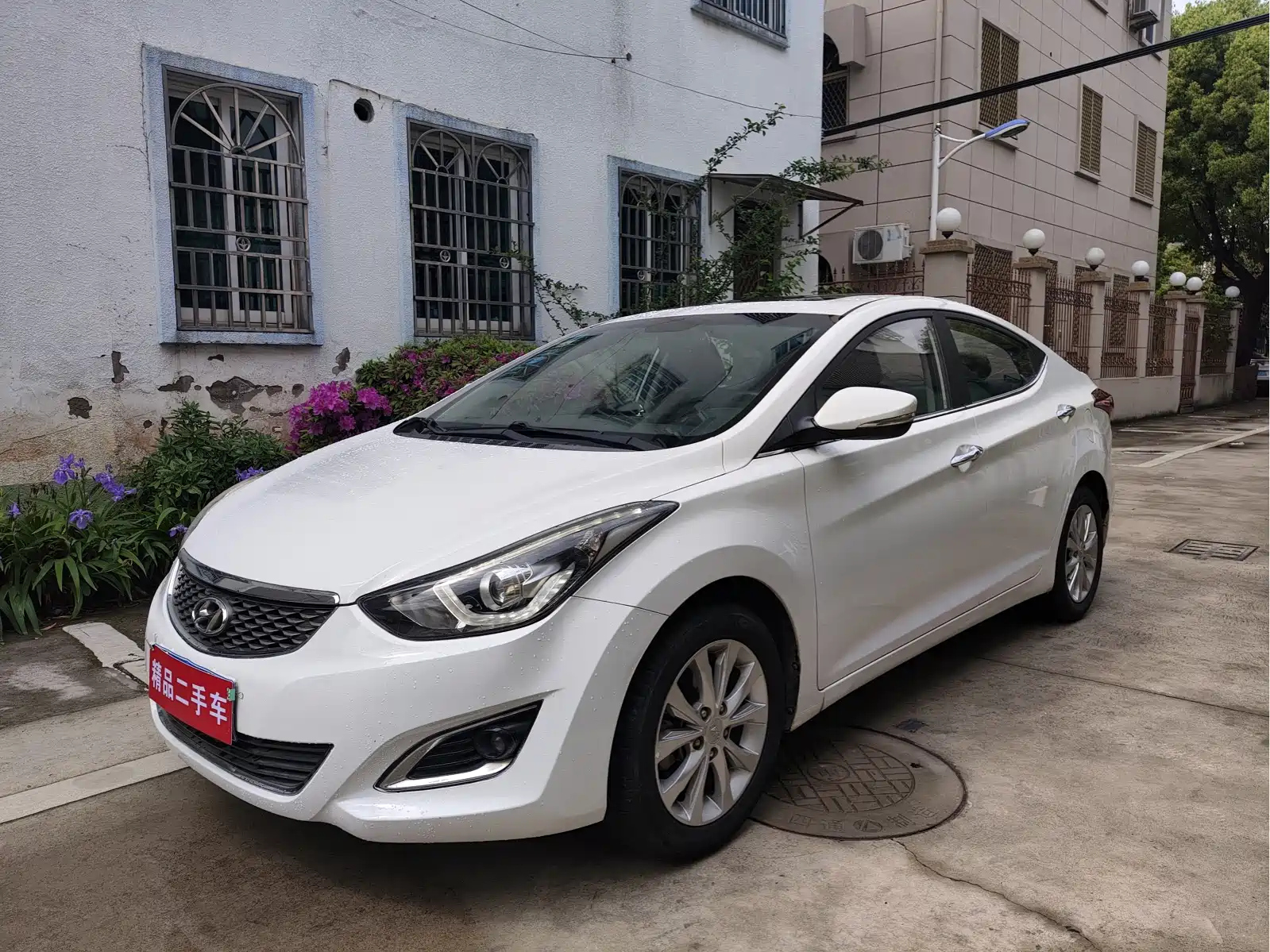 HYUNDAI ELANTRA 2016