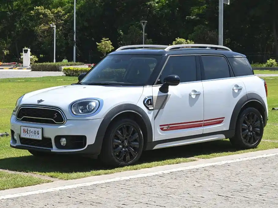MINI COUNTRYMAN 2018