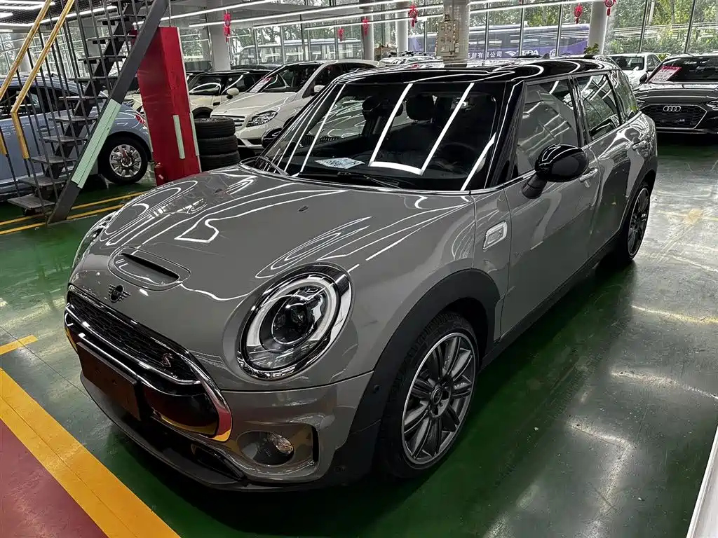 MINI CLUBMAN 2018