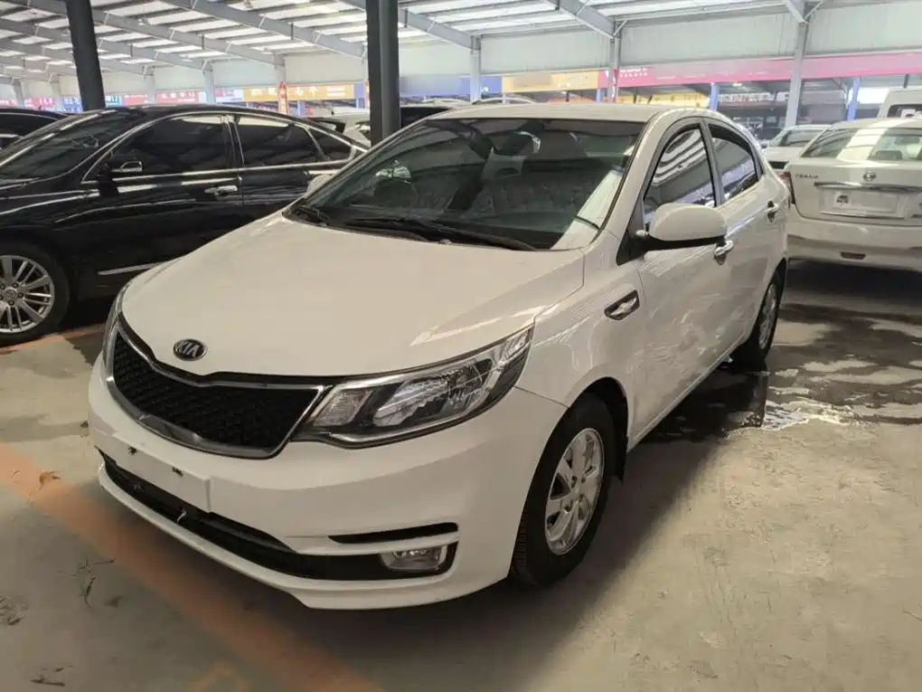 KIA K2 2015