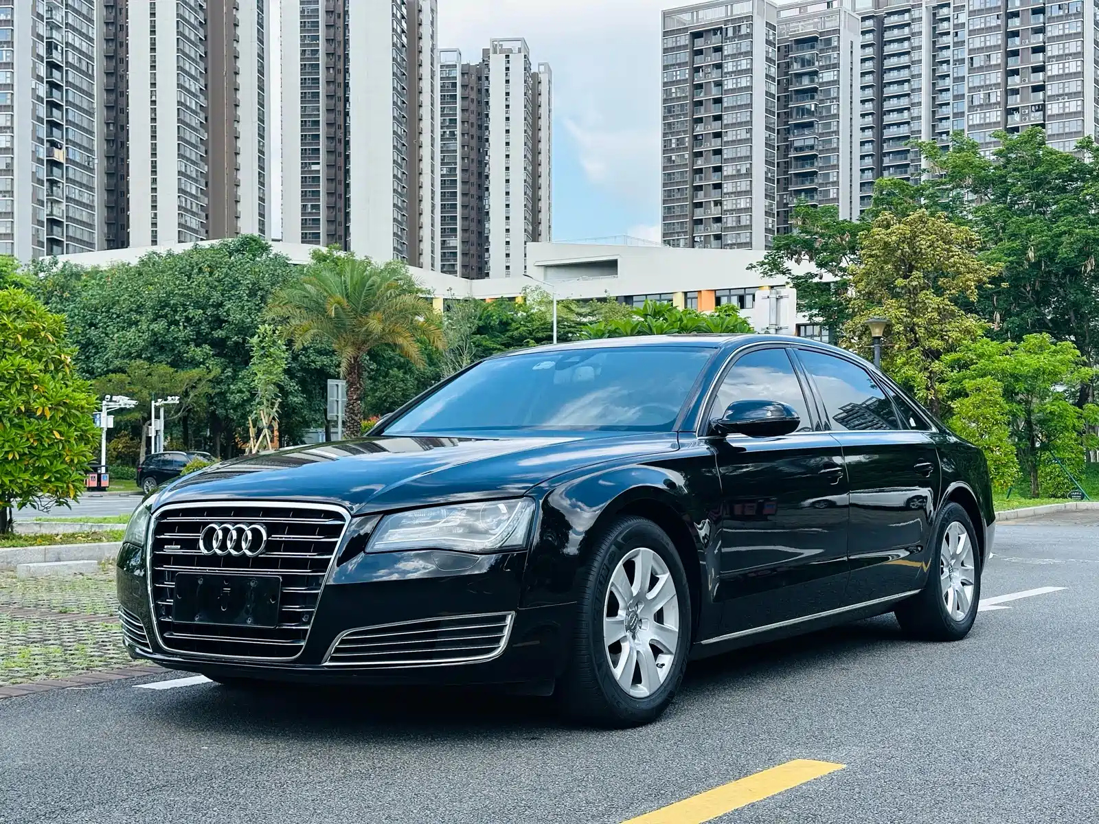 AUDI A8 2013